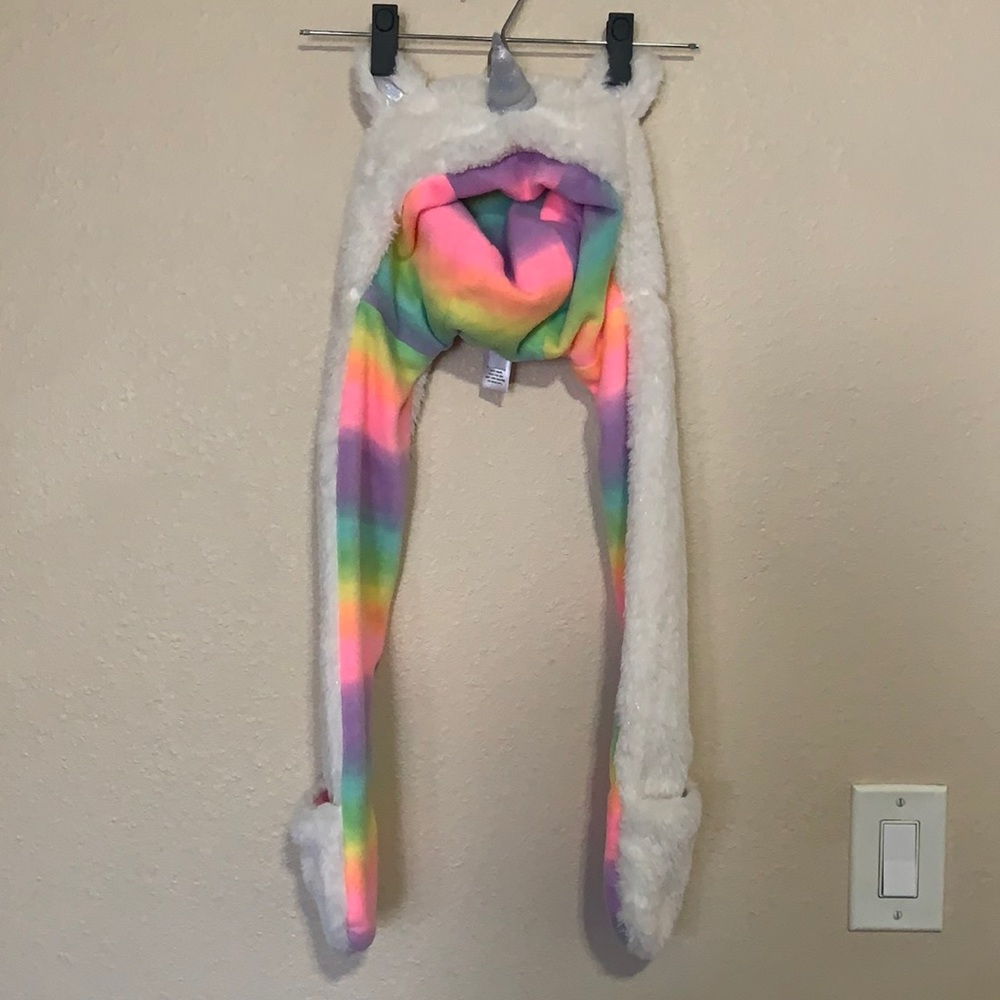 Unicorn hat/scarf combo